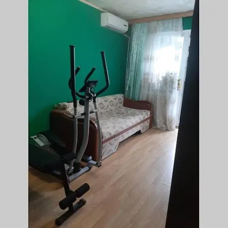 2 Bedroom In The Center Of Appartamento Constanţa