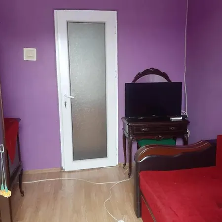 2 Bedroom In The Center Of *